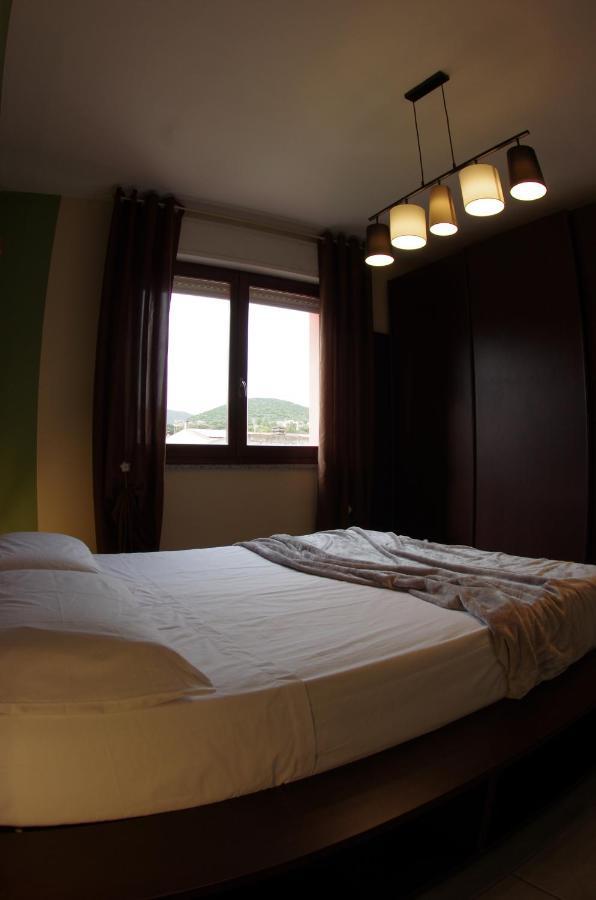 Pozzo Sella Aparthouse - Tramonto Sulla Miniera Iglesias Eksteriør bilde