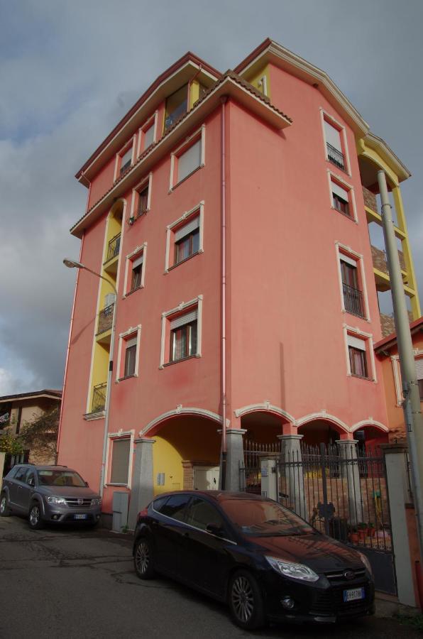 Pozzo Sella Aparthouse - Tramonto Sulla Miniera Iglesias Eksteriør bilde
